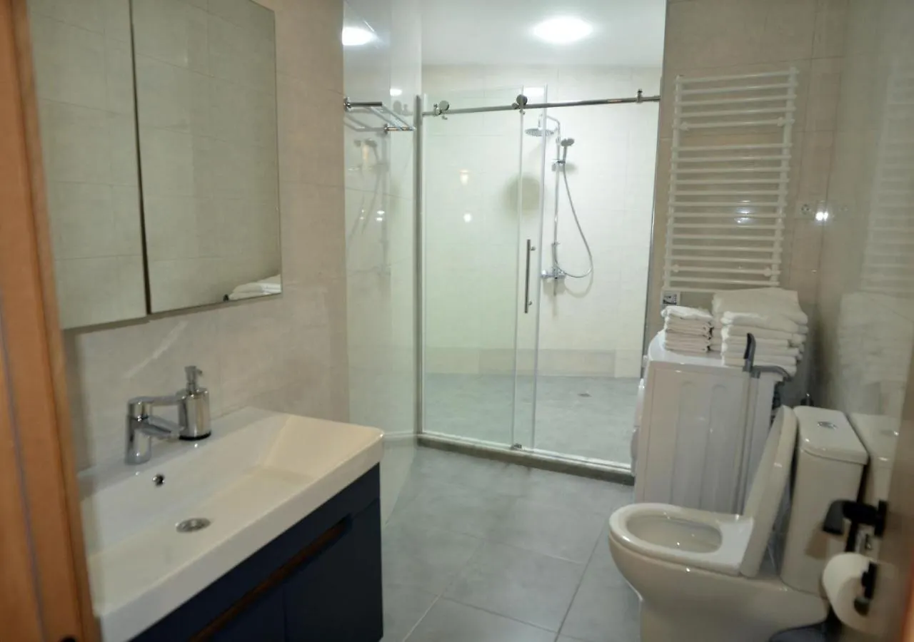 Season Suite Apart-Hotel Batumi