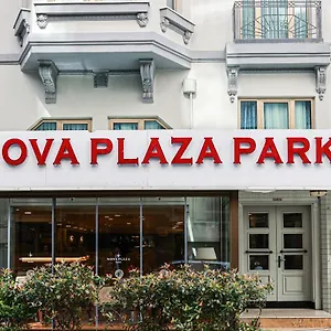 Отель Nova Plaza Park